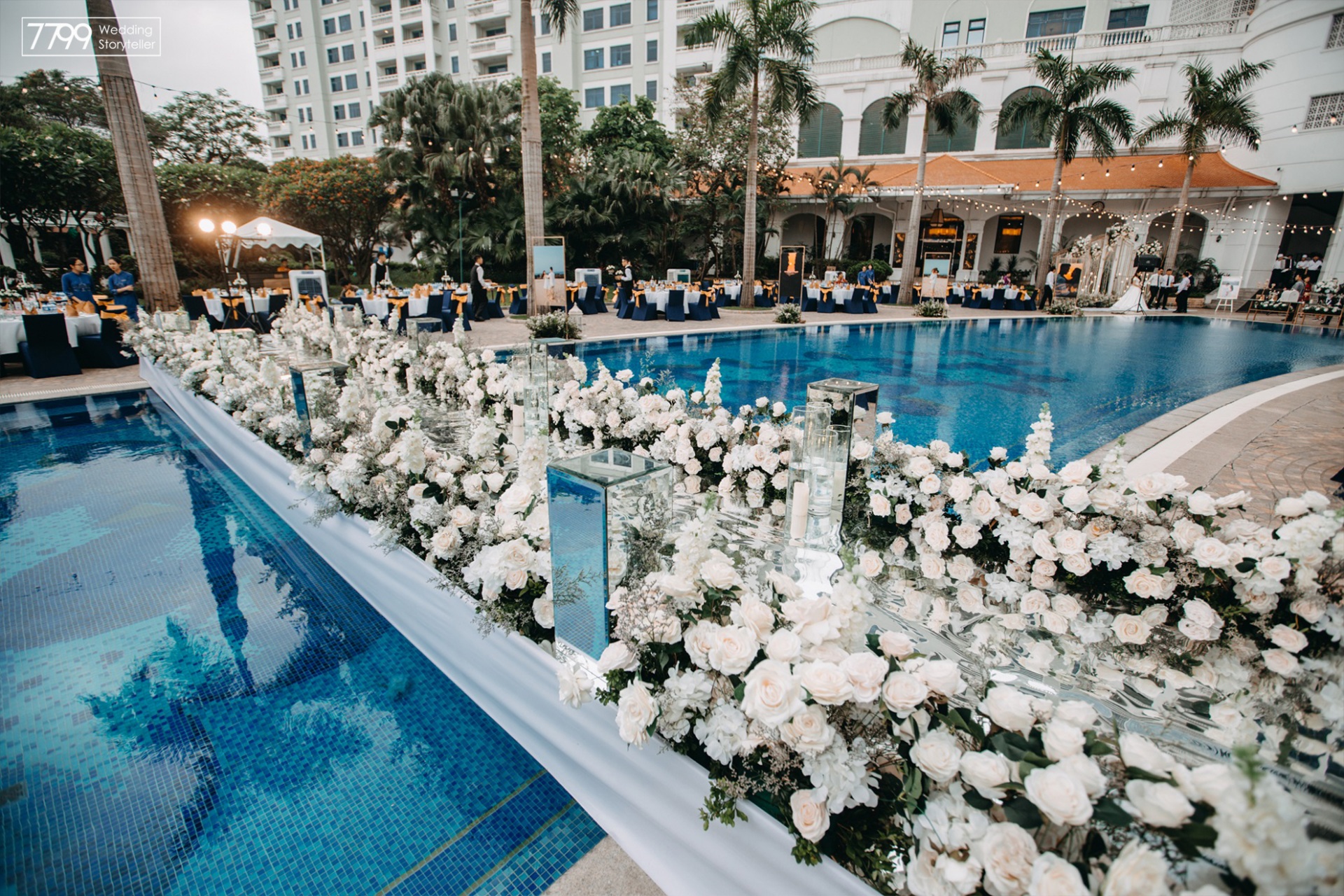 Trang trí tiệc cưới ngoài trời khách sạn Daewoo Hà Nội