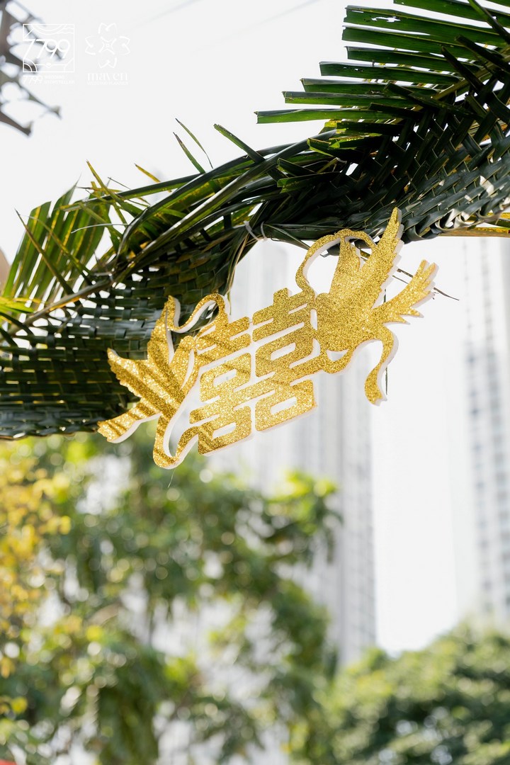 7799 Wedding Storyteller Hà Nội  Xem thêm các bài viết về địa hình trang trí khác TẠI ĐÂY!  Xem thêm chuyên mục Phân Tích Không Gian - Trang Trí Cưới Trên Mọi Địa Hình  Tham gia cộng đồng Cưới+  Giải Pháp Chuyên Gia - Hoạch định cưới thông minh Hỏi đáp Decor - Giải đáp thắc mắc cho tiệc cưới hoàn hảo hơn Smart Solution - Tối ưu cho việc chuẩn bị đám cưới Sketch to Score - Hành trình từ ý tưởng đến thực tế Find My Style - Tìm kiếm phong cách đám cưới phù hợp với bạn Space Refashion - Biến hoá không gian nhà cho lễ cưới Quy trình cưới chuẩn chỉ & Dự trù chi phí đám cưới các mức 200tr - 500tr - 1tỷ Các mẫu tráp ăn hỏi hiện đại & truyền thống