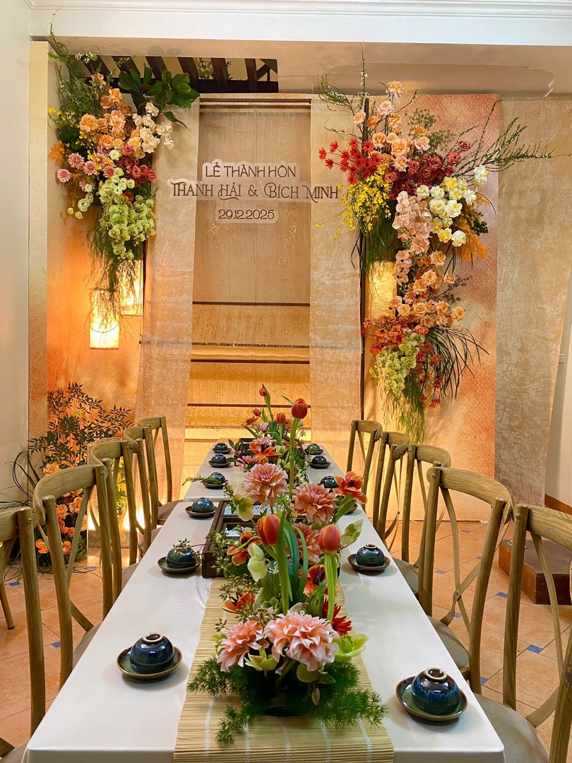 Decor lễ gia tiên chủ đề Tằm Tơ