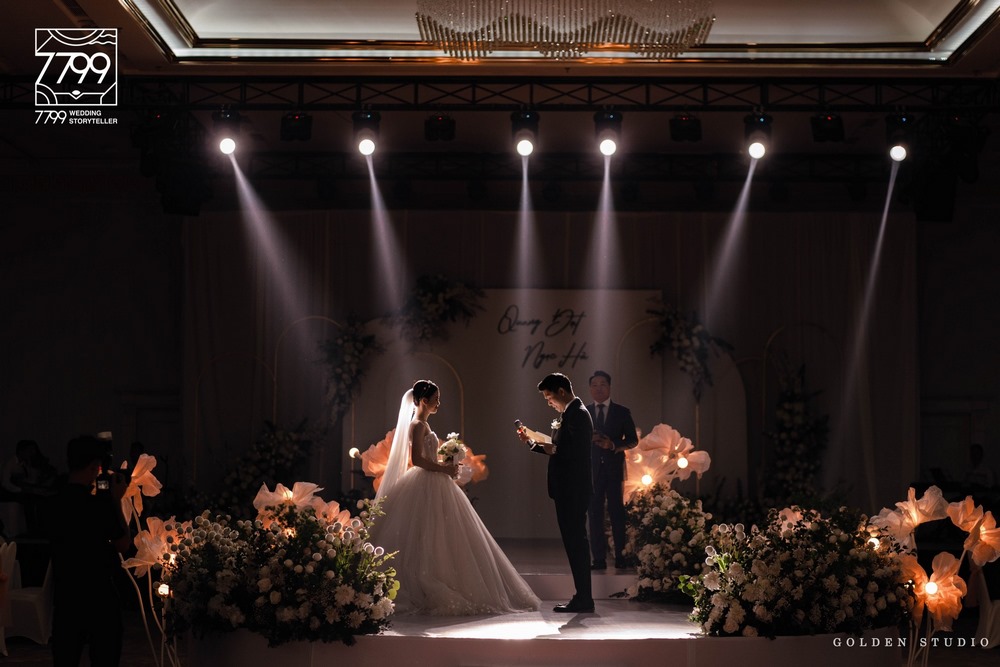 Trang trí tiệc cưới hội trường Royal Plaza Center, Tuyên Quang