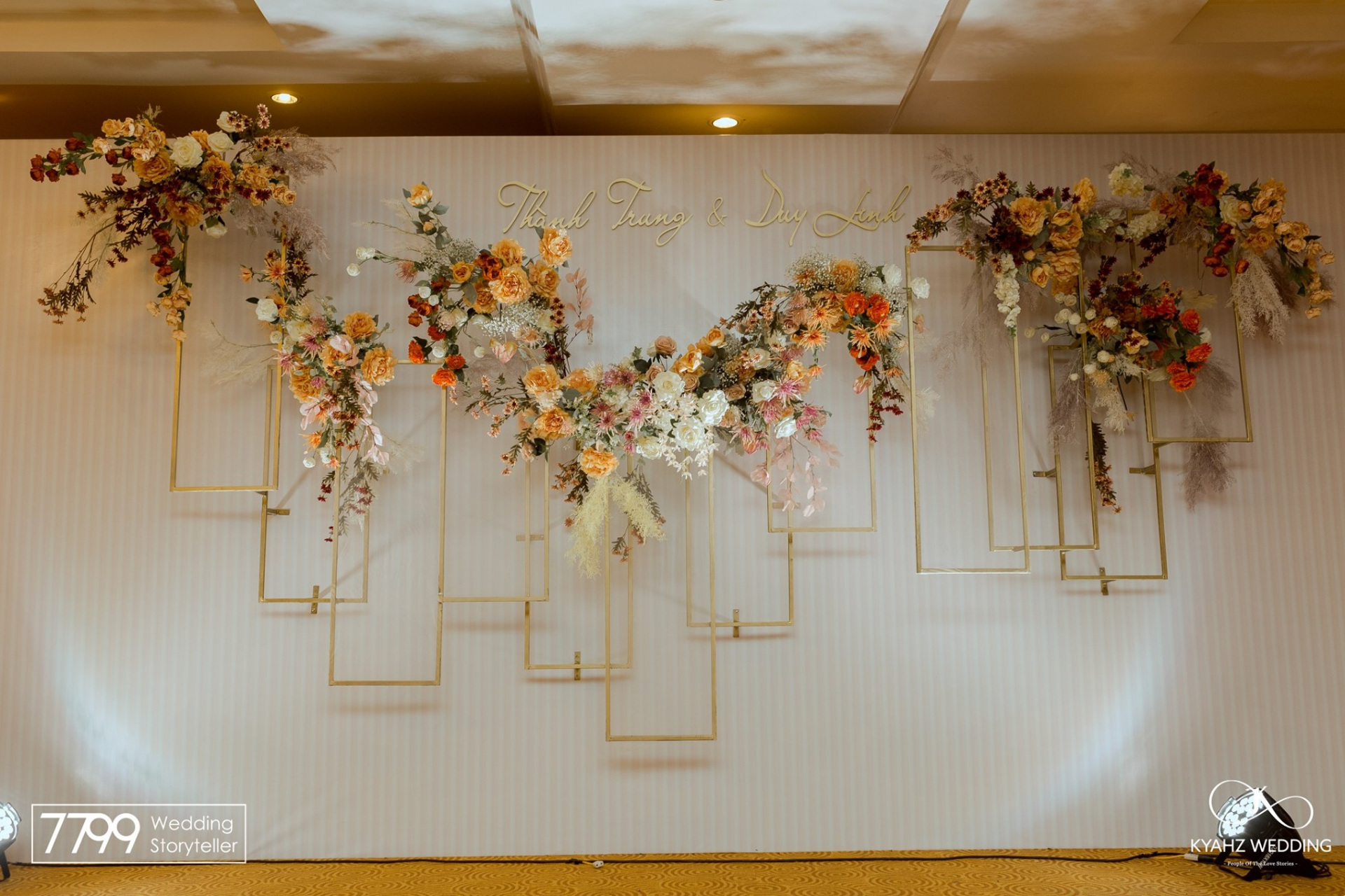 Sheraton Hanoi Wedding Decoration - Concept trang trí tạo khối 