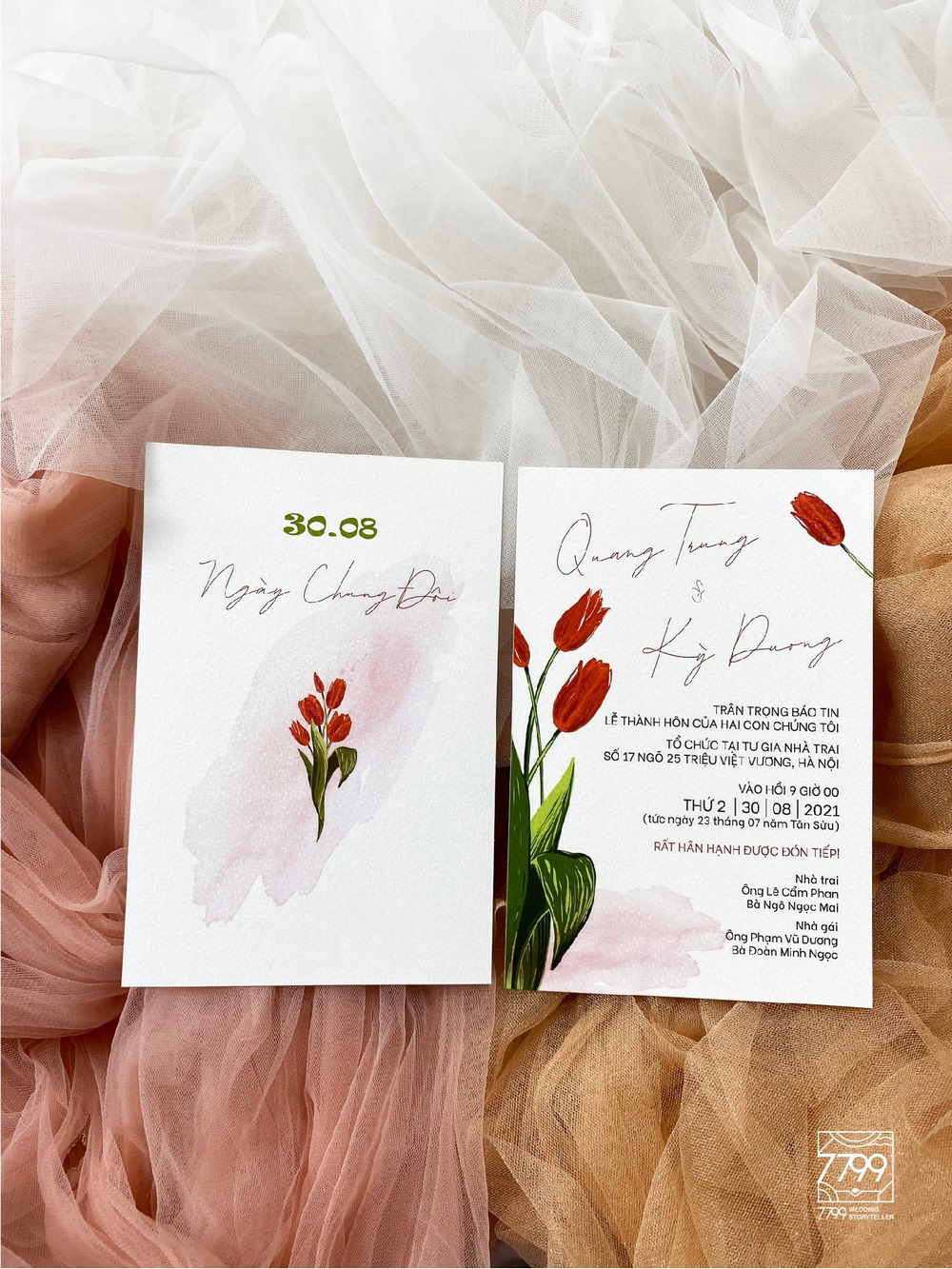Nét hiện đại trong thiệp cưới đơn Hoa Tulip 