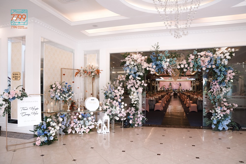 Trang trí tiệc cưới Trống Đồng Palace tone màu Cotton Candy