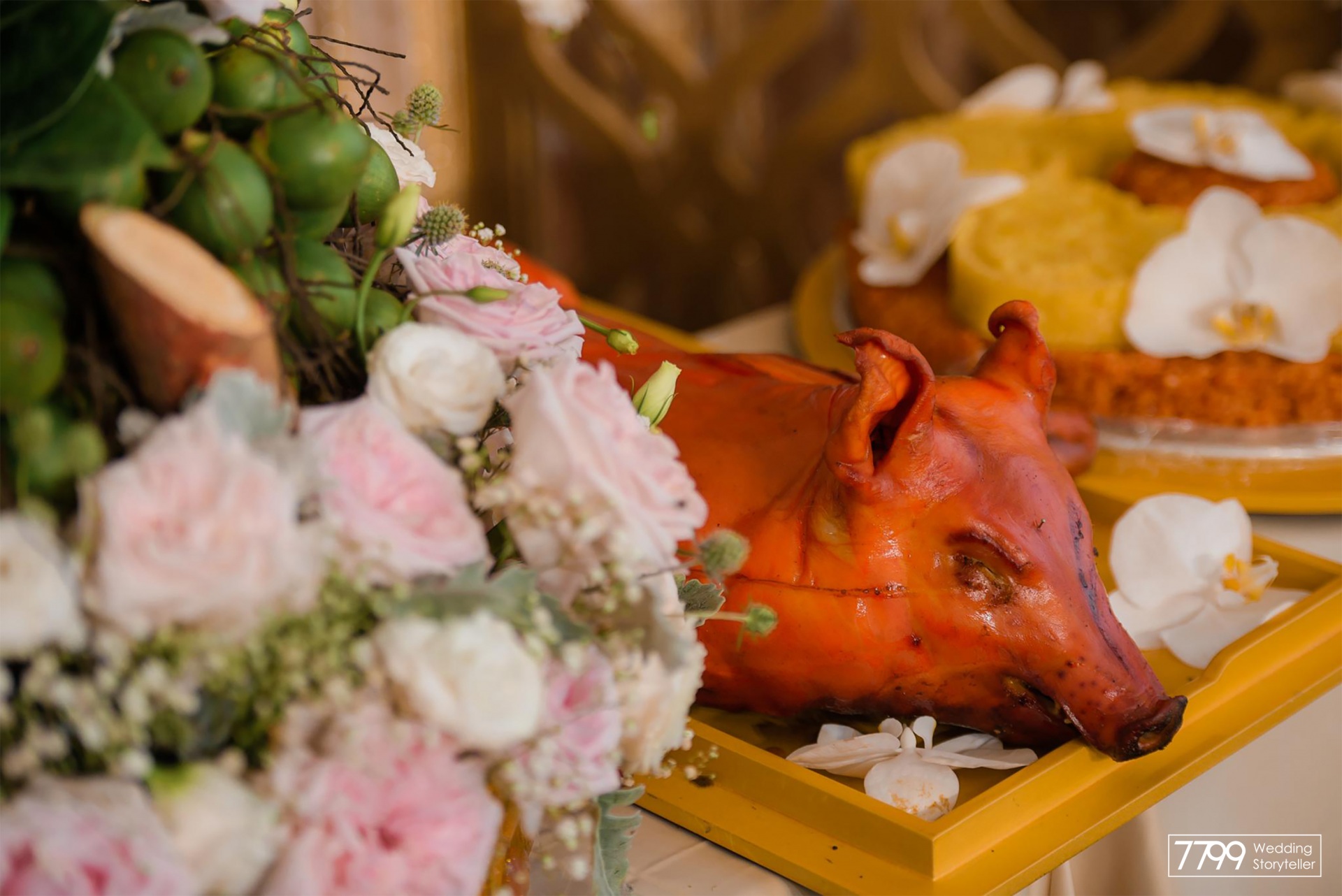 Tráp lợn quay trong lễ ăn hỏi