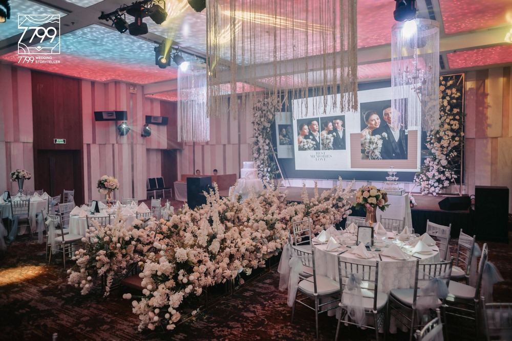 Trang trí đám cưới tại Khách sạn New Orient Đà Nẵng